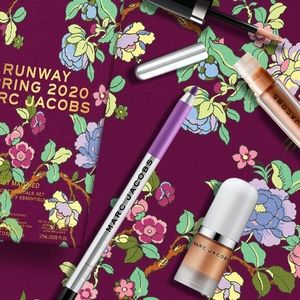 NIB ❤ Marc Jacobs Mist Matched